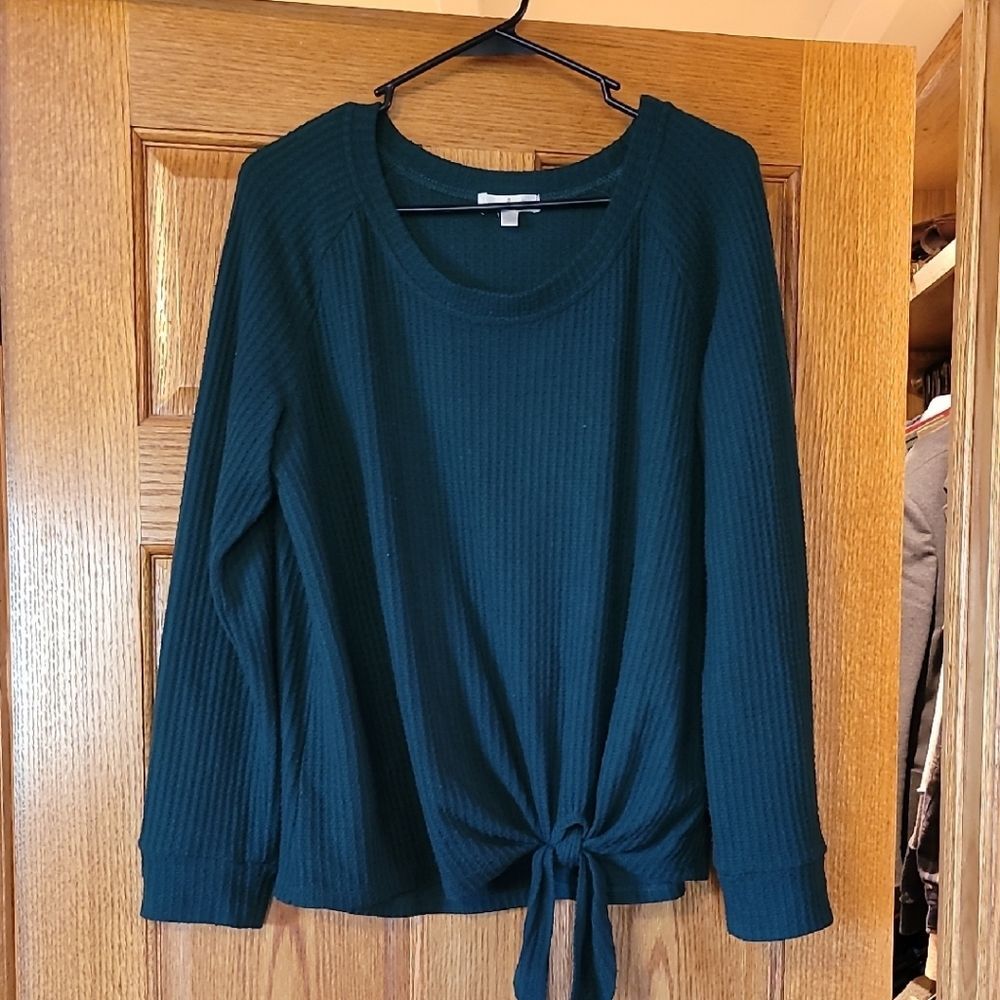 Nine Britton Hunter Green, Waffle Weave, Tie Front, Long Sleeve Top